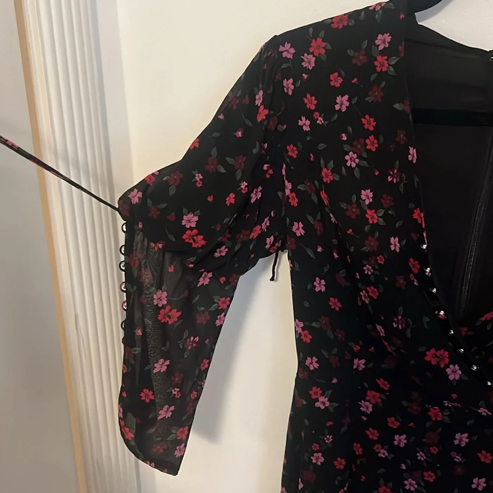 For love and lemons black mini dress with pink and red flowers size XS - Picture 5 of 5